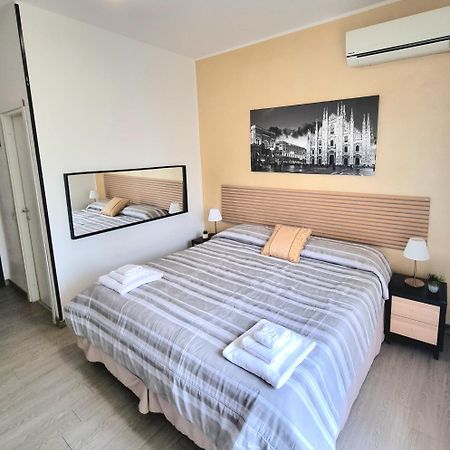 B&B Italo House Опера Екстериор снимка