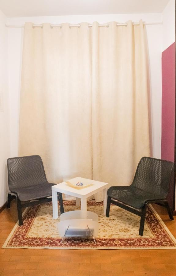 B&B Italo House Опера Екстериор снимка