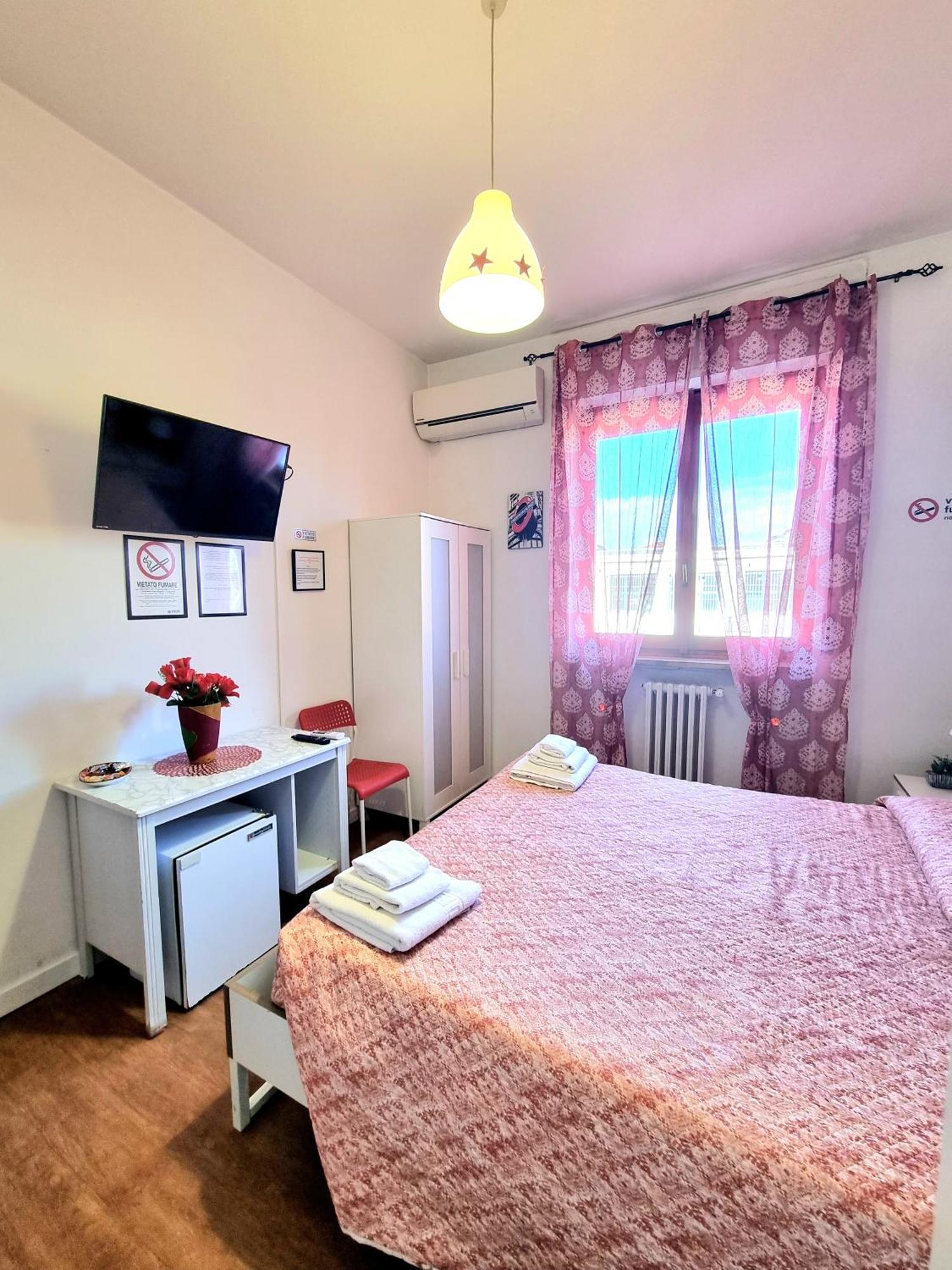 B&B Italo House Опера Стая снимка